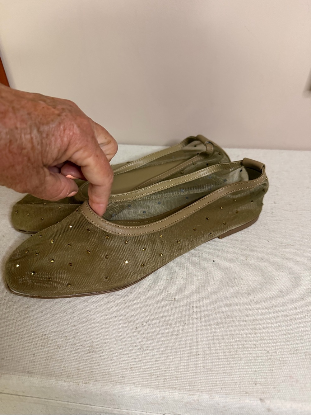 H&M NWOT Women’s Sheer Mesh Embellished Ballet Flats - Picture 3 of 4